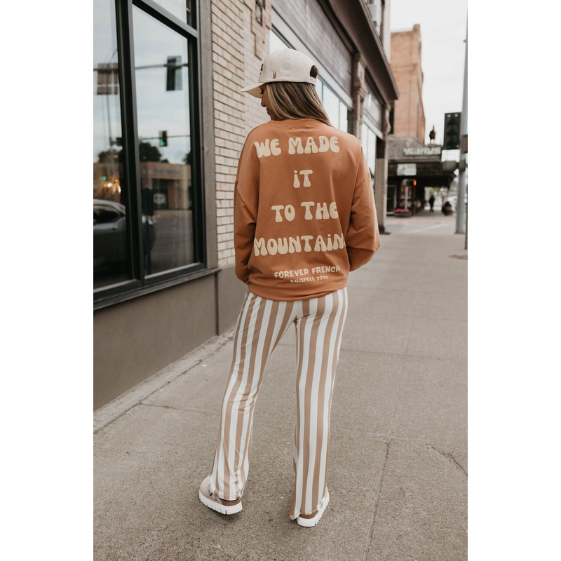 Adult Sweatshirt | Made It to The Mountains