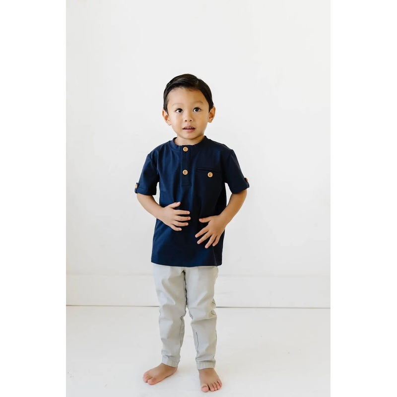 Alex Tee in Navy