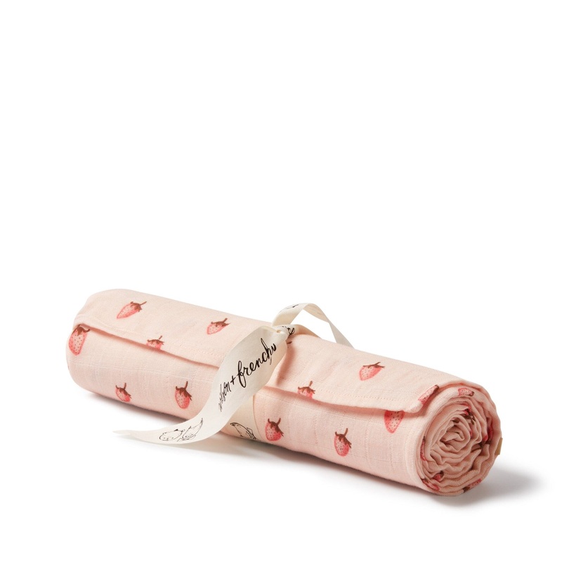 Wilson & Frenchy - Organic Muslin | Strawberry Kisses