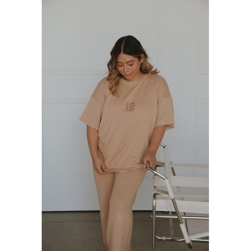 Ziggy Lou - Women's Signature Tee | Pecan