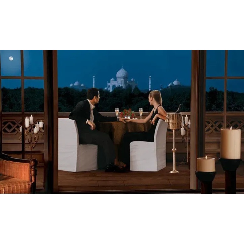 COMPLETED: Honeymoon - Private Dinner Overlooking the Taj Mahal