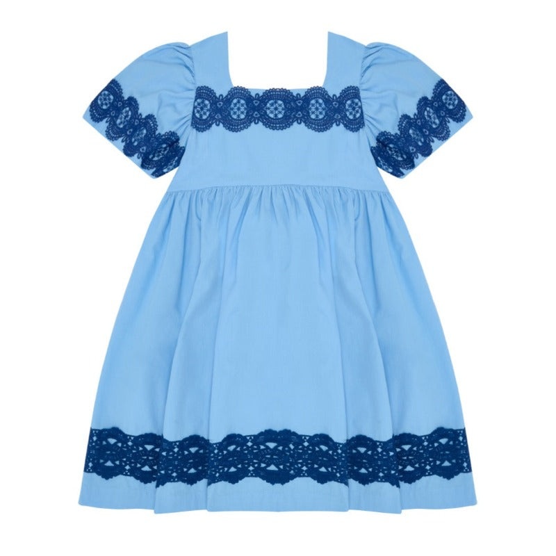 the middle daughter think of the world dress sky