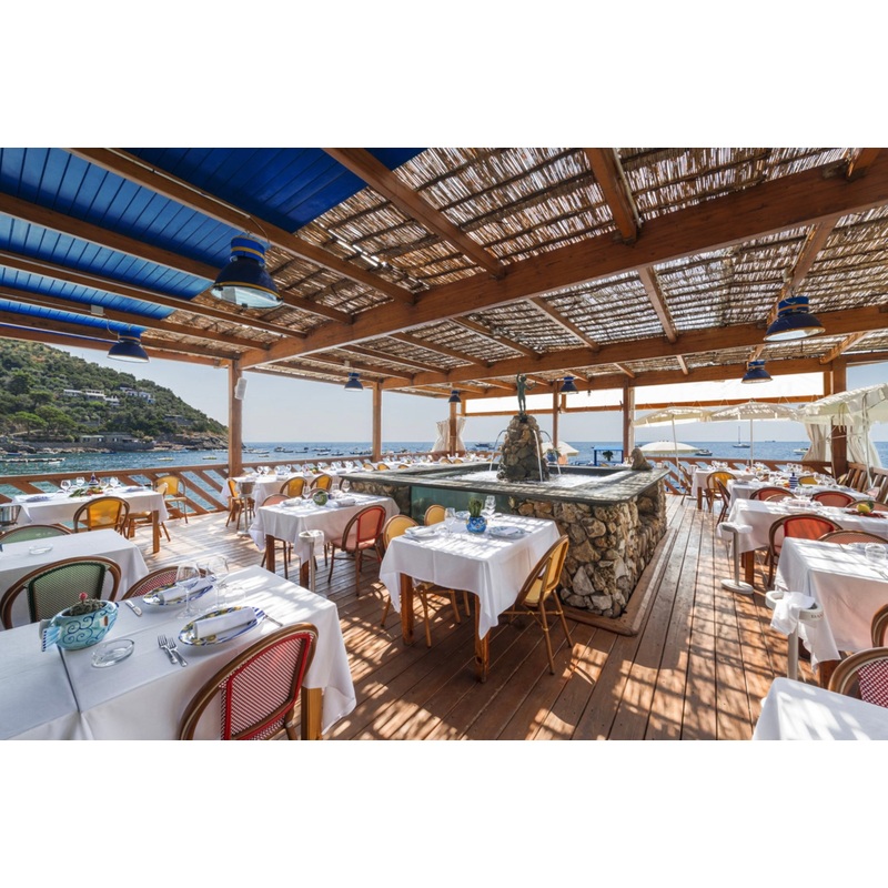 Dinner at Lo Scoglio