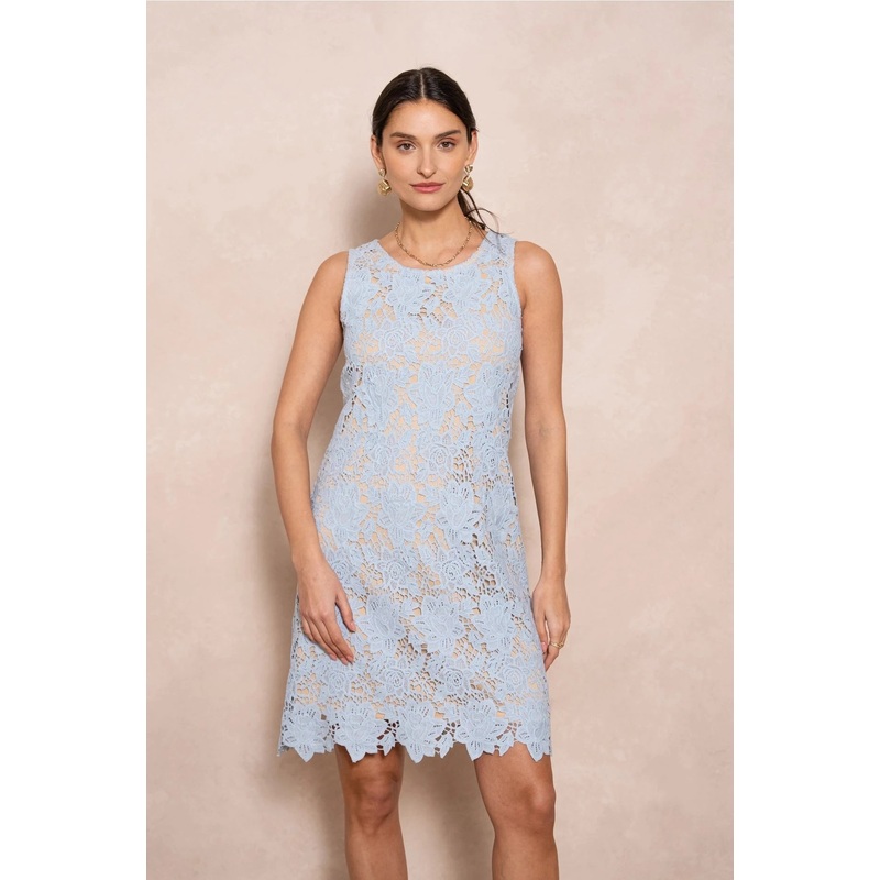 Selena Sleeveless Lace Dress