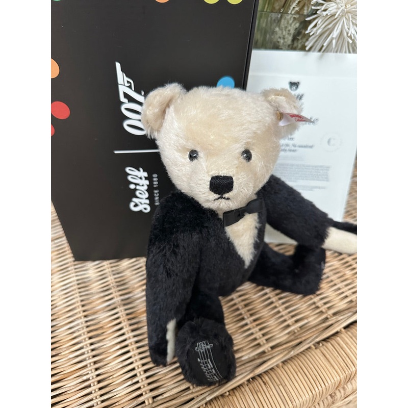 James Bond 007 Dr No musical Collectable Teddy Bear No 435