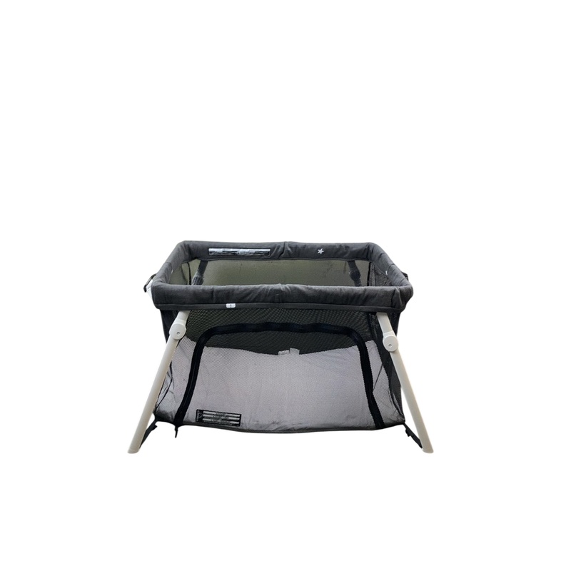 Avery Round Print-to-the Edge Labels with SureFeed, 2.5" dia, Glossy White, 90/PK (AVE22830) Pack of 90