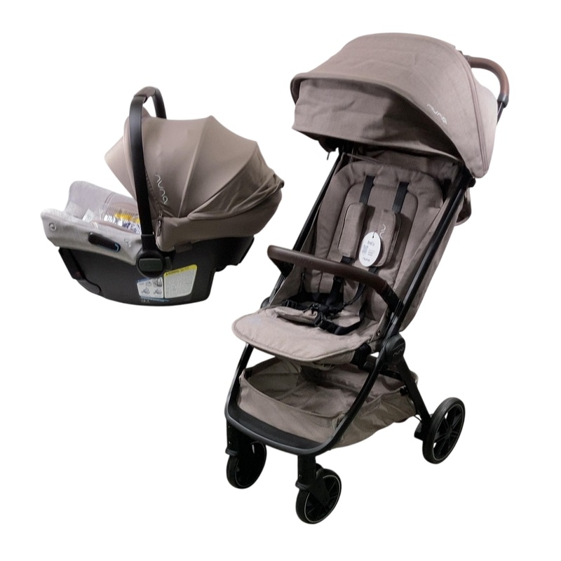 Fellowes Gel Mouse Pad with Wrist Rest, 6.25 x 10.12, Black/Sapphire (FEL98741) Each