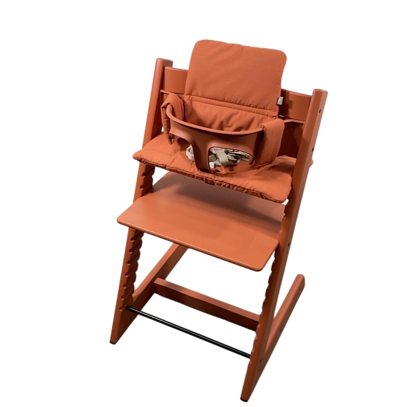 Innovera Single Level Monitor Riser, 13.13" x 13.5" x 4", Black (IVR55010) Each