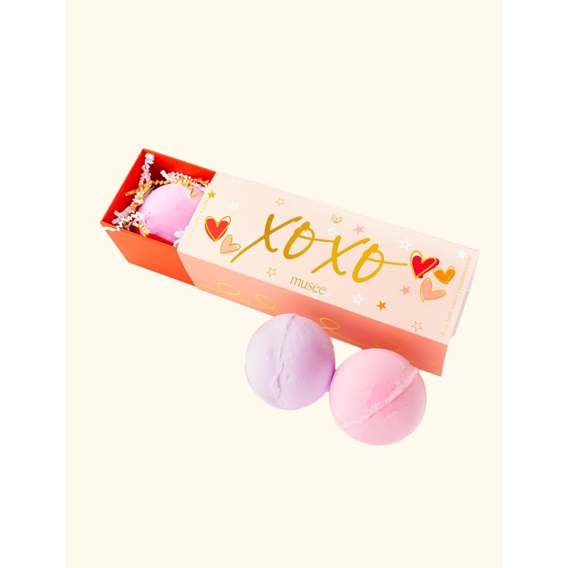 Small Mouthed Circular Tilted Pitcher