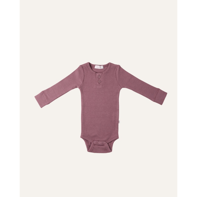 RIBBED LONG SLEEVE ONESIE