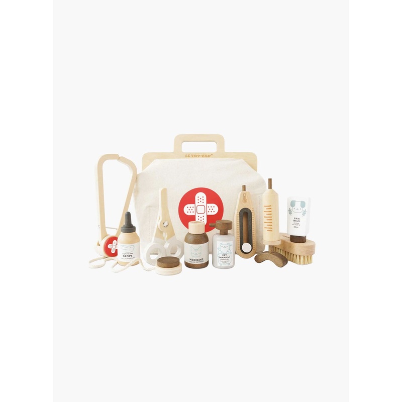 Le Toy Van Animal Vet Set