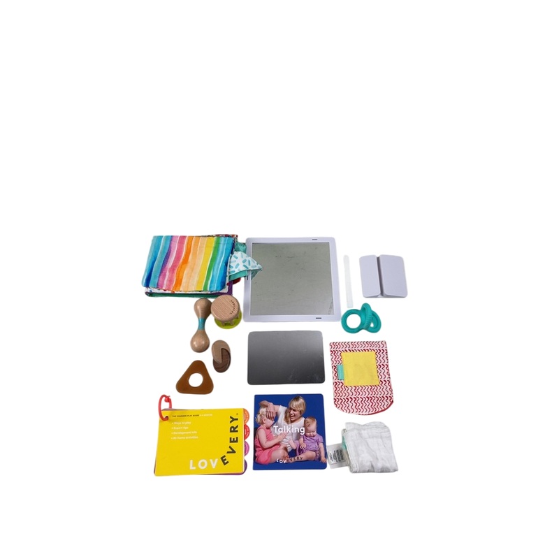 Lovevery The Charmer Play Kit