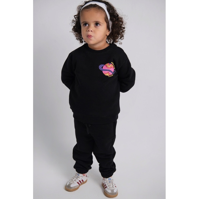 Unisex "Center Of My Universe" Black Long-Sleeved Sweatshirt