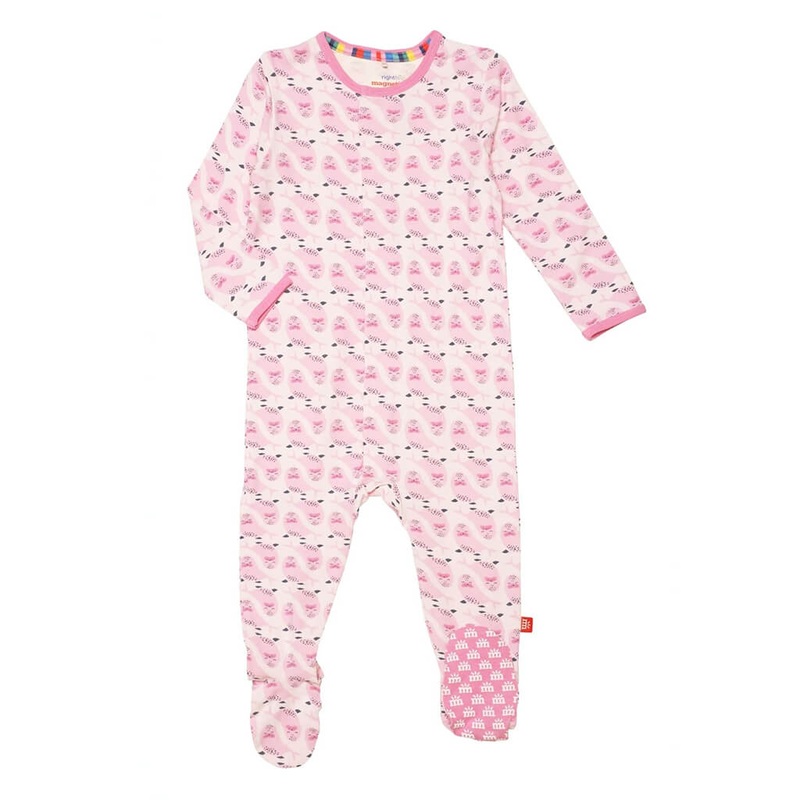 Magnetic Footie - Signed Sealed Delivered Pink