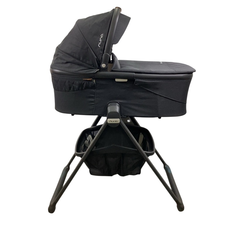 Nuna Demi Grow Bassinet + Stand, 2023, Caviar